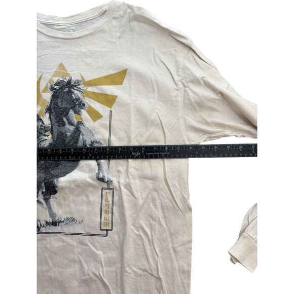 Legend of Zelda Hyrule Shirt Long Sleeve 2022 Geeknet Nintendo Graphic Small - Picture 2 of 7